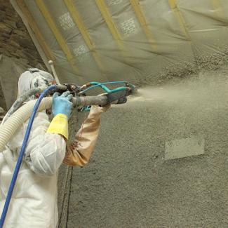 Die Hanf-Kalk -Spritztechnik ist ein maschinengängiges Verfahren, welches beim Europäischen Lehmbautag 2024 in Wangelin vorgestellt wird.