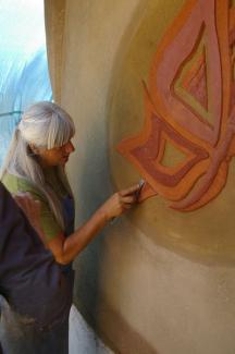 Athena Steen beim Schmetterlings-Ornament 2015